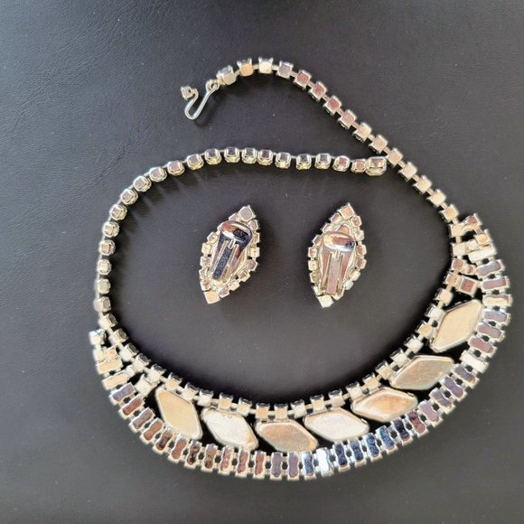 Vintage Black and Clear Bib Style Rhinestone Necklace & Earring Set - Picture 9 of 9